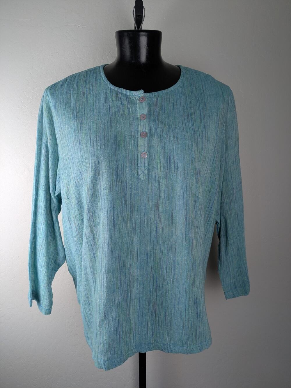 Serengeti long sleeve 100% cotton popover top blue texture with lining